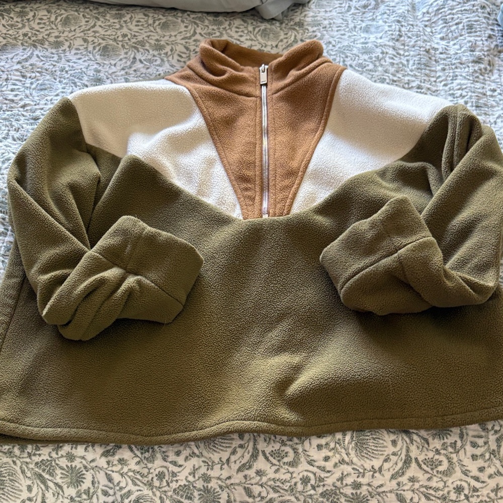 Sezane Olive Green, Camel & Cream Fleece Half-Zip Sweater